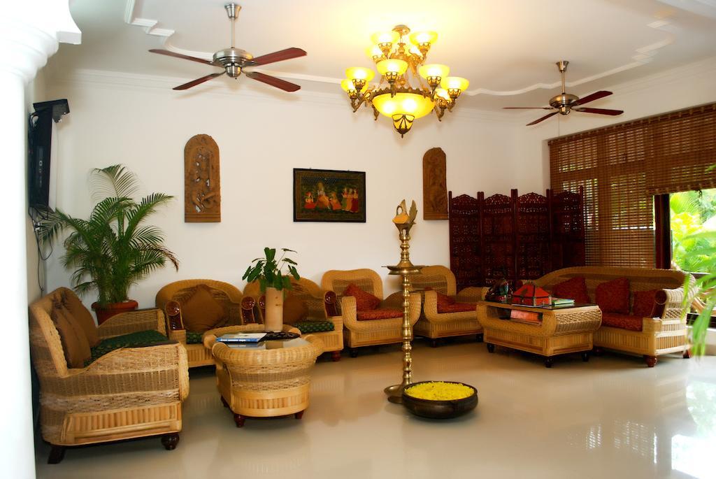 Chakra Ayurvedic Resort Ковалам Экстерьер фото